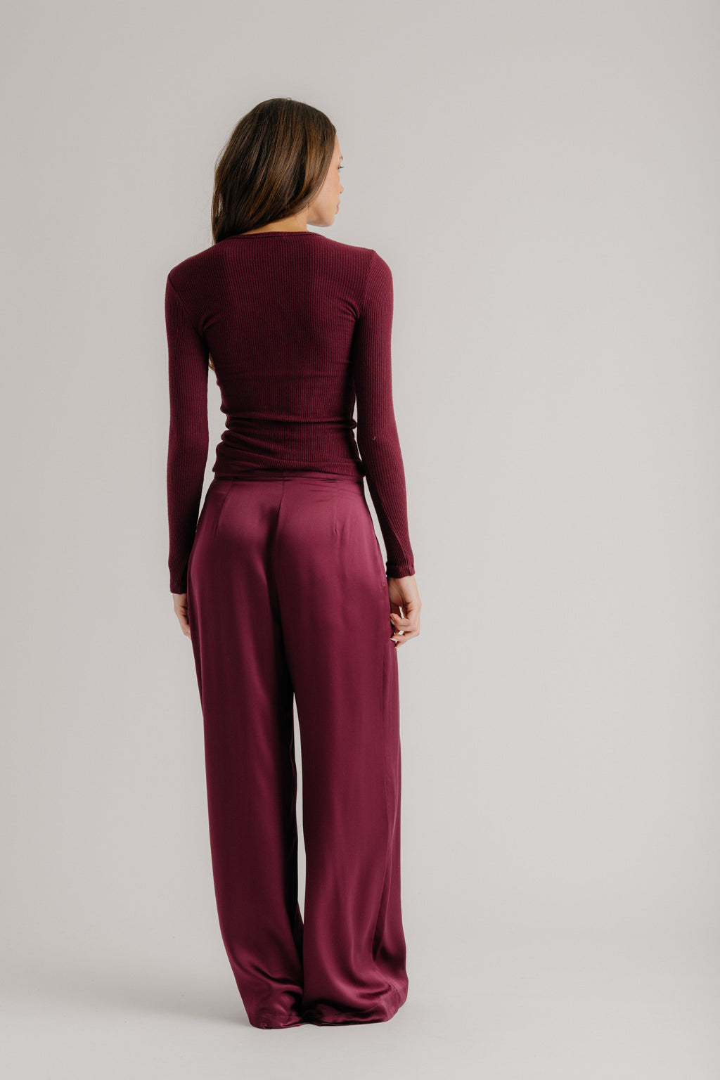 BROOKE HIGH RISE DOUBLE PLEAT TROUSER | BORDEAUX